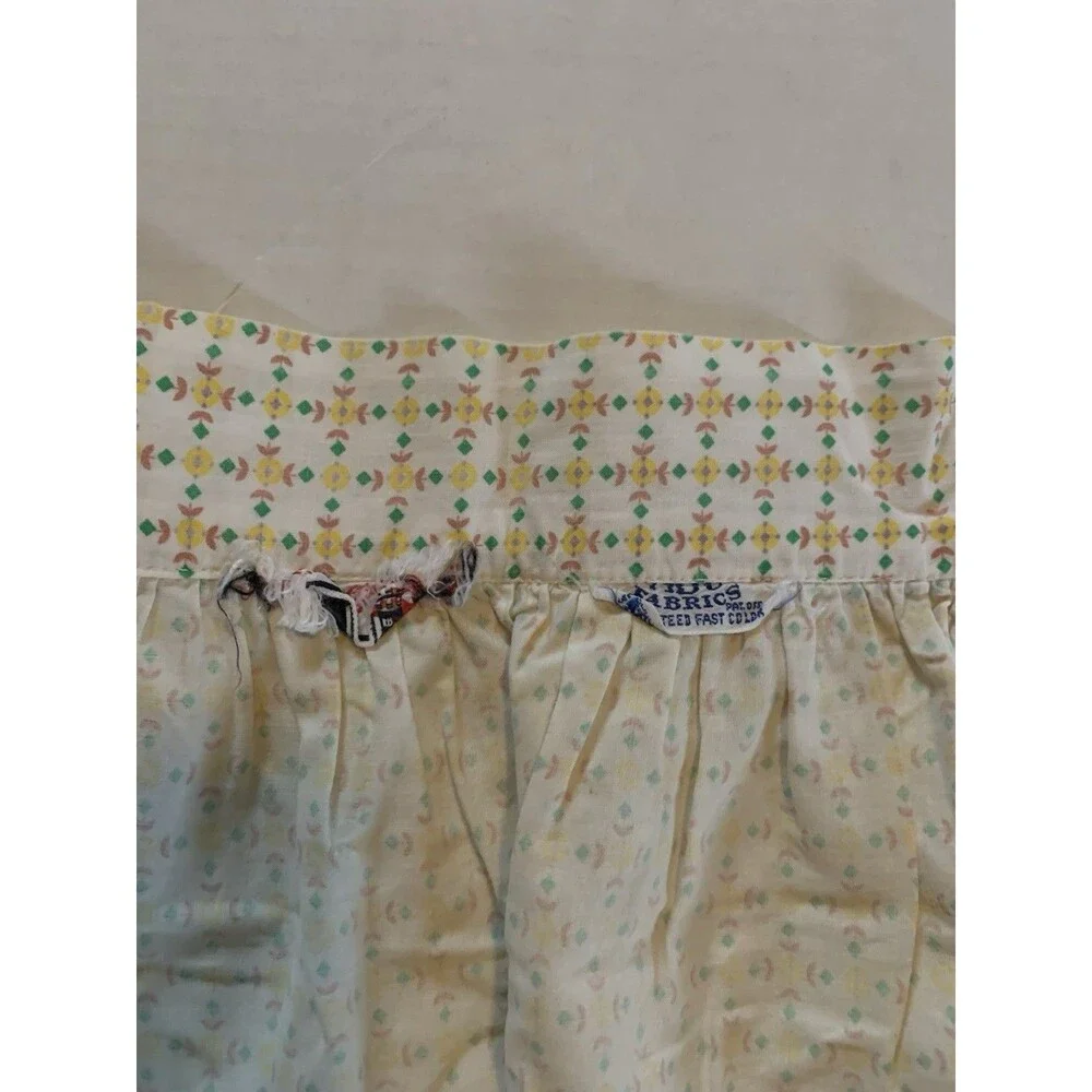 Vintage 70s Retro Grandma Floral Half Apron w/ Pocket Cute!!
